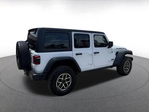 Used 2025 Jeep Wrangler Unlimited Rubicon AWD/4WD image 15