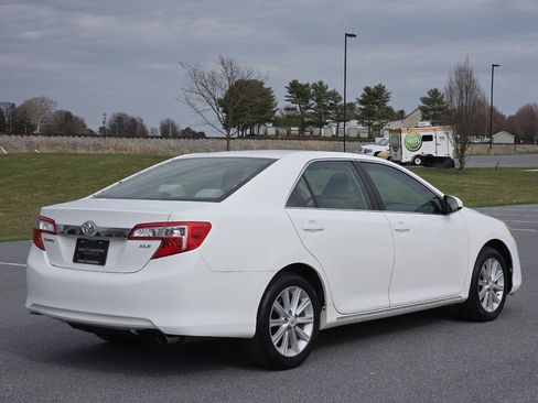 Used 2012 Toyota Camry XLE image 7