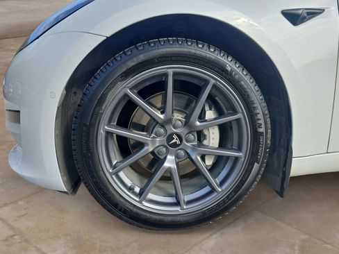 Used 2021 Tesla Model 3 Long Range image 23