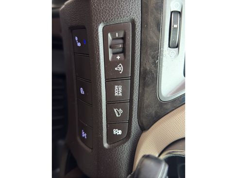 Used 2017 Hyundai Santa Fe Sport image 18