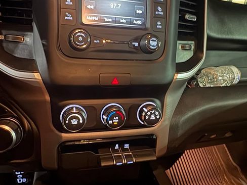 Used 2023 RAM 1500 Big Horn AWD/4WD image 7