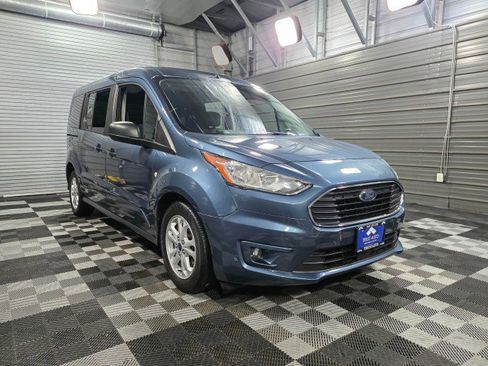 Used 2020 Ford Transit Connect XLT image 4