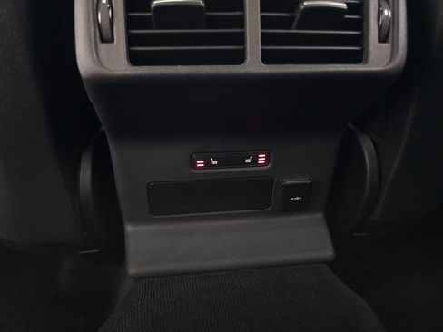 Used 2023 Land Rover Range Rover Velar R-Dynamic S image 35