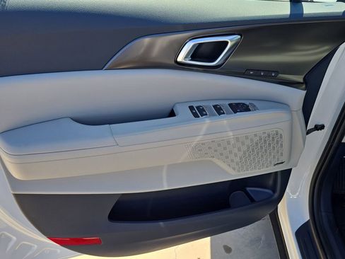 New 2026 Kia Carnival SX Prestige image 18