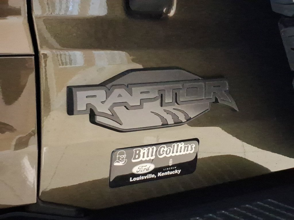 New 2026 Ford Bronco Raptor w/ Interior Carbon Fiber Pack AWD/4WD image 25