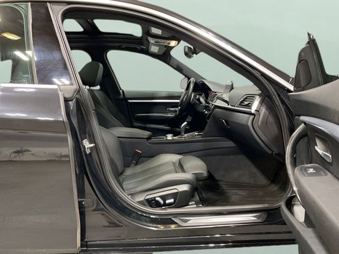 Used 2018 BMW 330i Gran Turismo xDrive AWD/4WD image 29