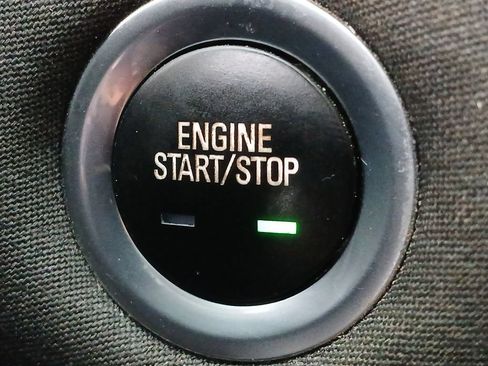 Certified 2022 Chevrolet Malibu LT FWD image 17