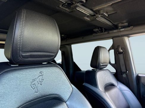 Used 2024 Ford Bronco Black Diamond image 22