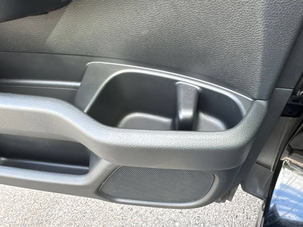 Used 2025 Honda Pilot TrailSport image 27