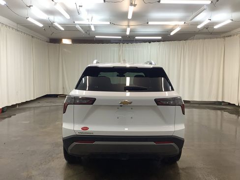 Used 2025 Chevrolet Equinox LT w/ Convenience Package II FWD image 7