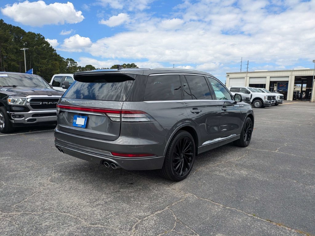 Used 2022 Lincoln Aviator Reserve w/ Equipment Group 201A RWD image 4