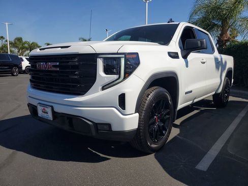 New 2026 GMC Sierra 1500 Elevation image 2