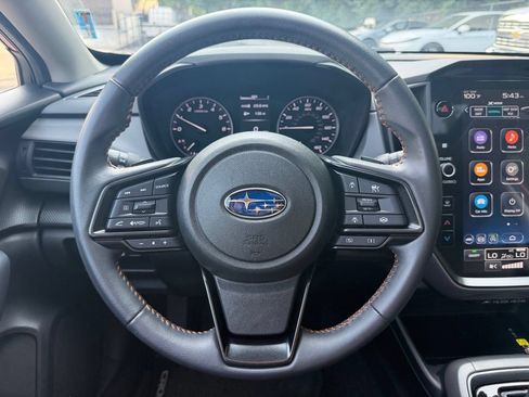 Used 2024 Subaru Crosstrek 2.5i Limited AWD/4WD image 12