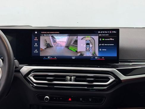 Used 2024 BMW 230i Coupe w/ Premium Package image 4