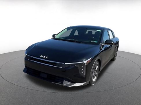 Used 2025 Kia K4 FWD image 7