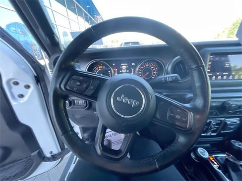 Used 2022 Jeep Wrangler Unlimited Sport image 11