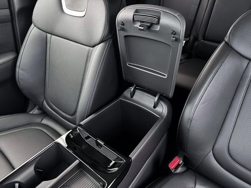 New 2026 Hyundai Tucson Limited image 18