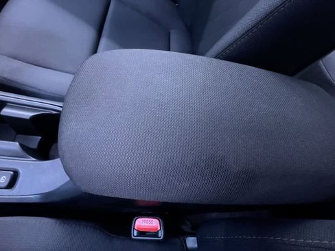 Used 2023 Toyota Corolla LE image 23