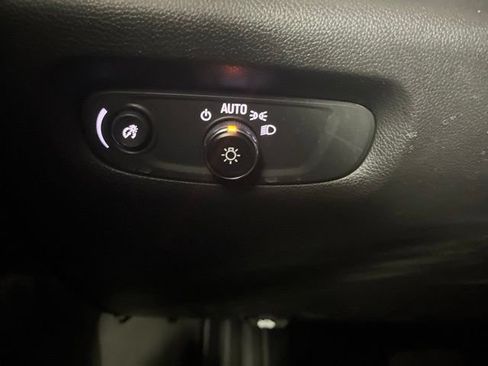 Used 2024 Chevrolet Traverse RS w/ LPO, Floor Liner Package AWD/4WD image 21