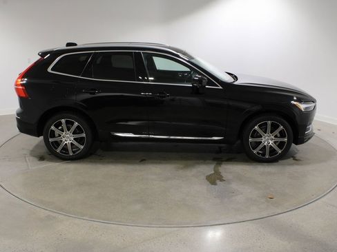 Used 2021 Volvo XC60 T5 Inscription image 6