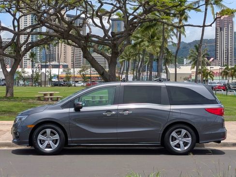 Used 2019 Honda Odyssey EX-L image 2