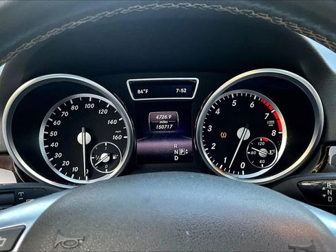 Used 2014 Mercedes-Benz ML 350 4MATIC w/ Premium 1 Package image 21