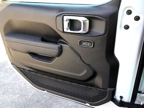 New 2026 Jeep Wrangler Sport AWD/4WD image 21
