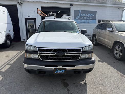 Used 2007 Chevrolet Silverado 1500 W/T image 12