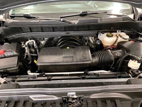 Used 2023 Chevrolet Silverado 1500 LT w/ Z71 Off-Road Package AWD/4WD image 35