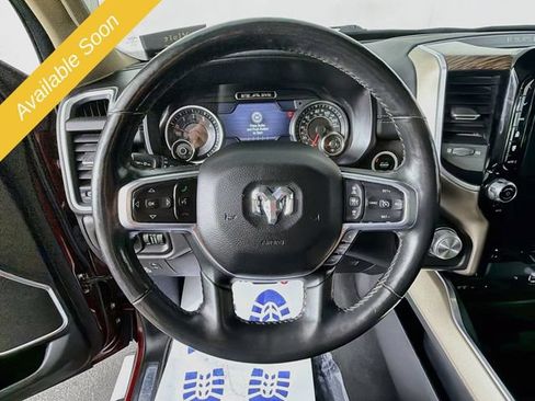 Used 2019 RAM 1500 Laramie AWD/4WD image 11