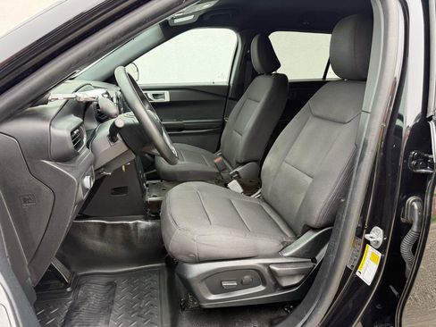 Used 2022 Ford Explorer 4WD Police Interceptor image 2
