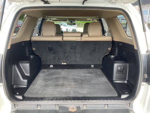 Used 2014 Toyota 4Runner Limited AWD/4WD image 36