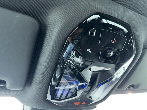 Used 2025 BMW 530i image 33