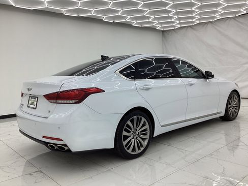 Used 2015 Hyundai Genesis 5.0 w/ Option Group 05 RWD image 11