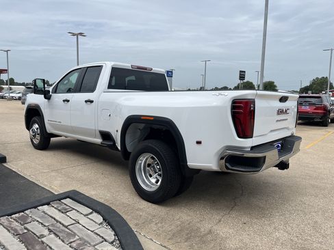 New 2026 GMC Sierra 3500 Pro w/ Convenience Package AWD/4WD image 4