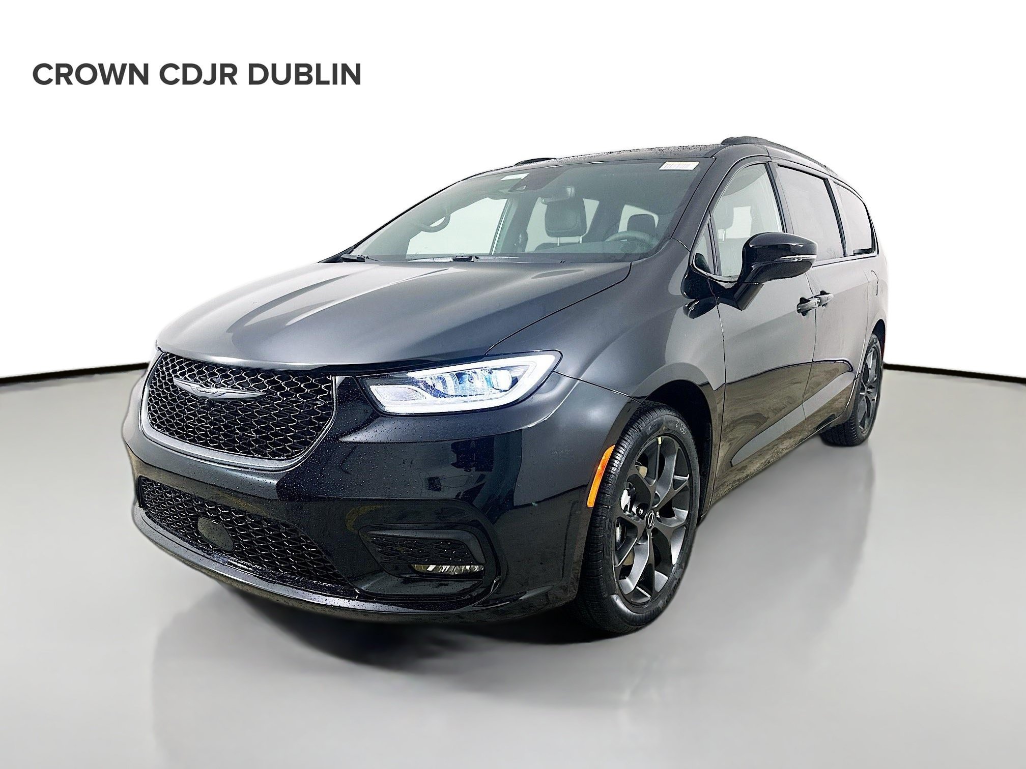 New 2026 Chrysler Pacifica Select w/ S Appearance Package FWD image 1