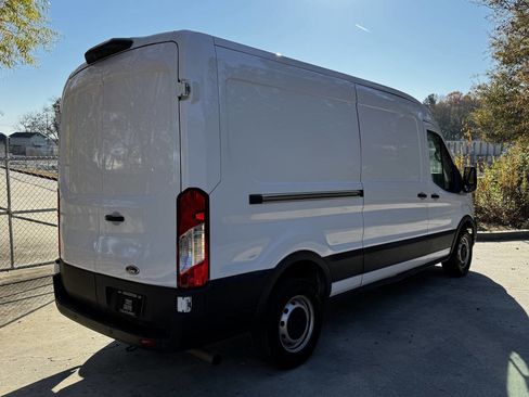 Used 2022 Ford Transit 250 Medium Roof w/ Load Area Protection Package image 3