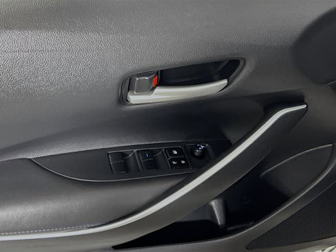 Used 2022 Toyota Corolla SE FWD image 17