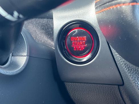 Used 2025 Honda HR-V Sport image 22