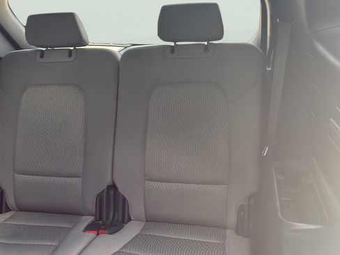 Used 2019 Hyundai Santa Fe XL SE AWD/4WD image 18