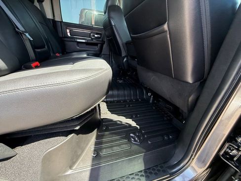 Used 2018 RAM 2500 Laramie AWD/4WD image 10
