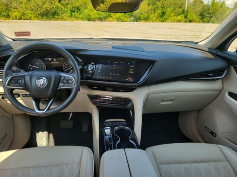 Used 2023 Buick Envision Avenir AWD/4WD image 18