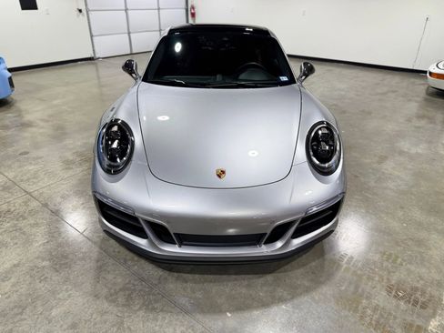 Used 2019 Porsche 911 Carrera 4 GTS AWD/4WD image 3