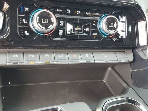 New 2026 GMC Sierra 1500 AT4 w/ Technology Package AWD/4WD image 25