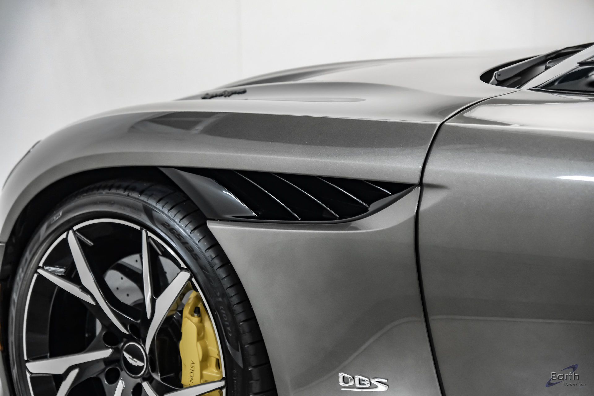 Used 2019 Aston Martin DBS Superleggera RWD image 37