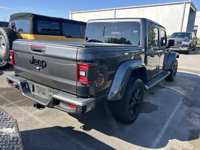 Used 2021 Jeep Gladiator Overland AWD/4WD image 4