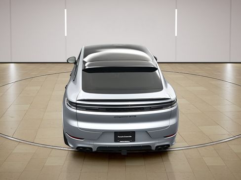 Certified 2025 Porsche Cayenne GTS AWD/4WD image 36