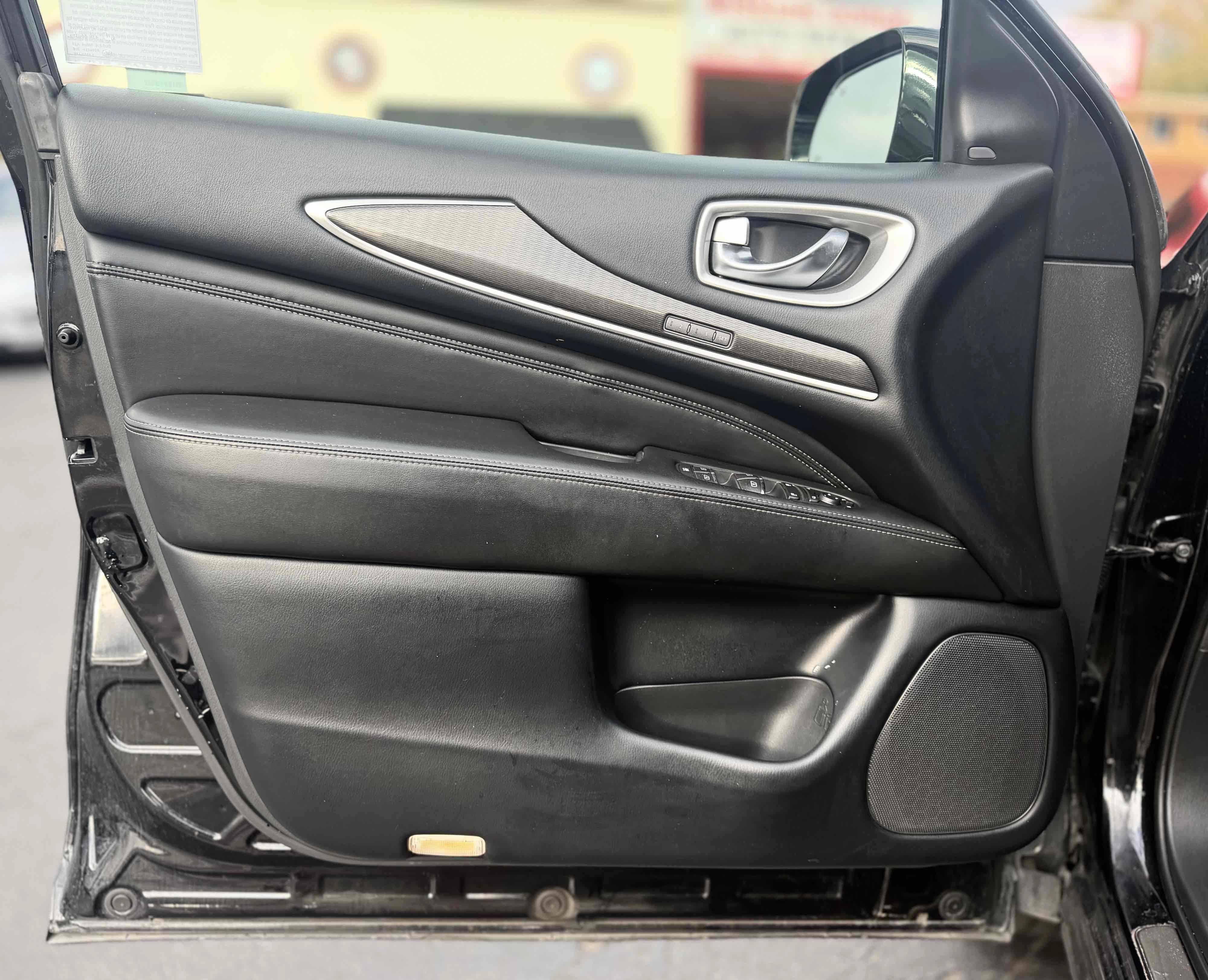 Used 2020 INFINITI QX60 Signature Edition FWD image 19