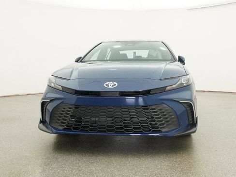New 2026 Toyota Camry SE image 18