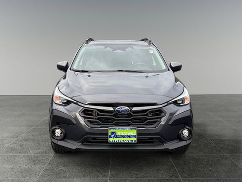 Used 2024 Subaru Crosstrek 2.0i Premium image 2
